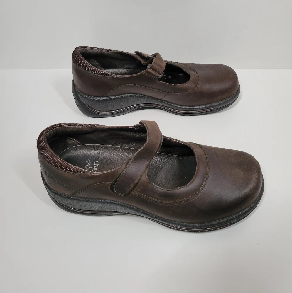 Dansko Marah Brown Leather Mary Jane Clog Comfort Shoes Women Size 7.5 EU 38 - Picture 1 of 5